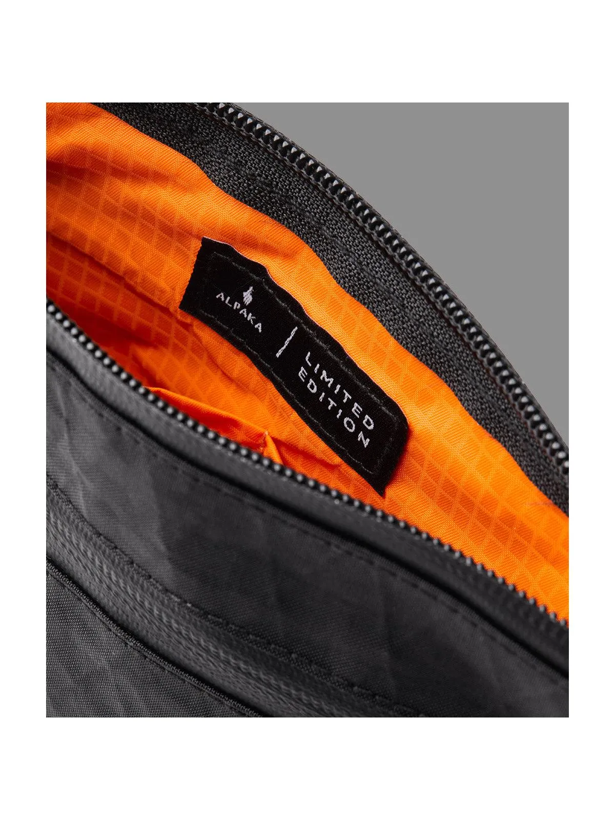 Alpaka Zip Pouch Max Black