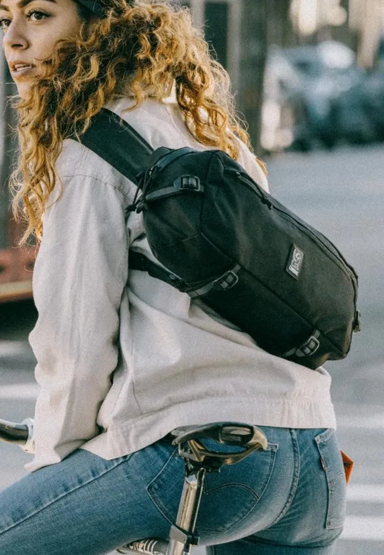 Chrome Industries Kadet Sling Thunderstorm Vintage
