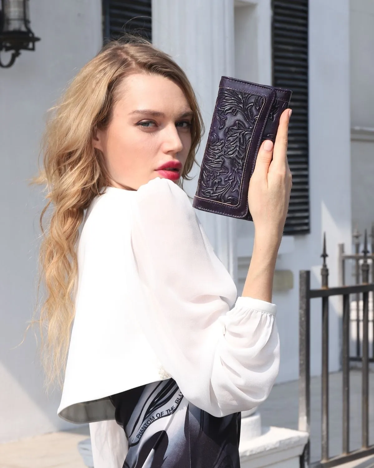 Embossed Wallet For Women RFID Blocking Ladies Long Purse Credit Card Holder Slots with Zipper Pocket