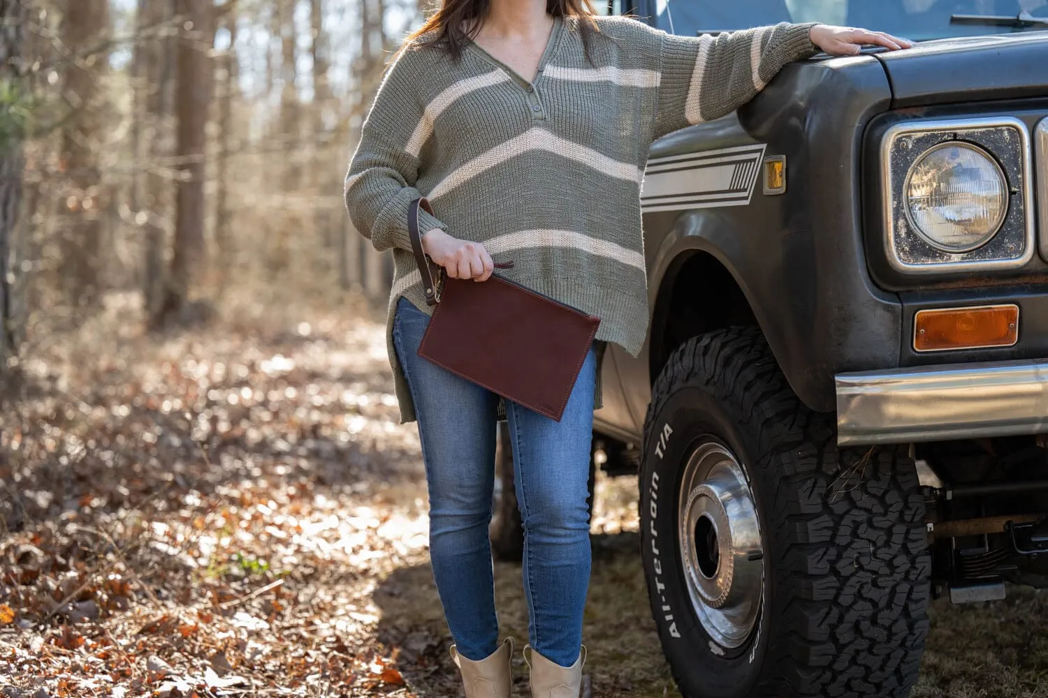 FELICITY ZIPPERED CLUTCH WITH WRISTLET - SMALL - MERLOT