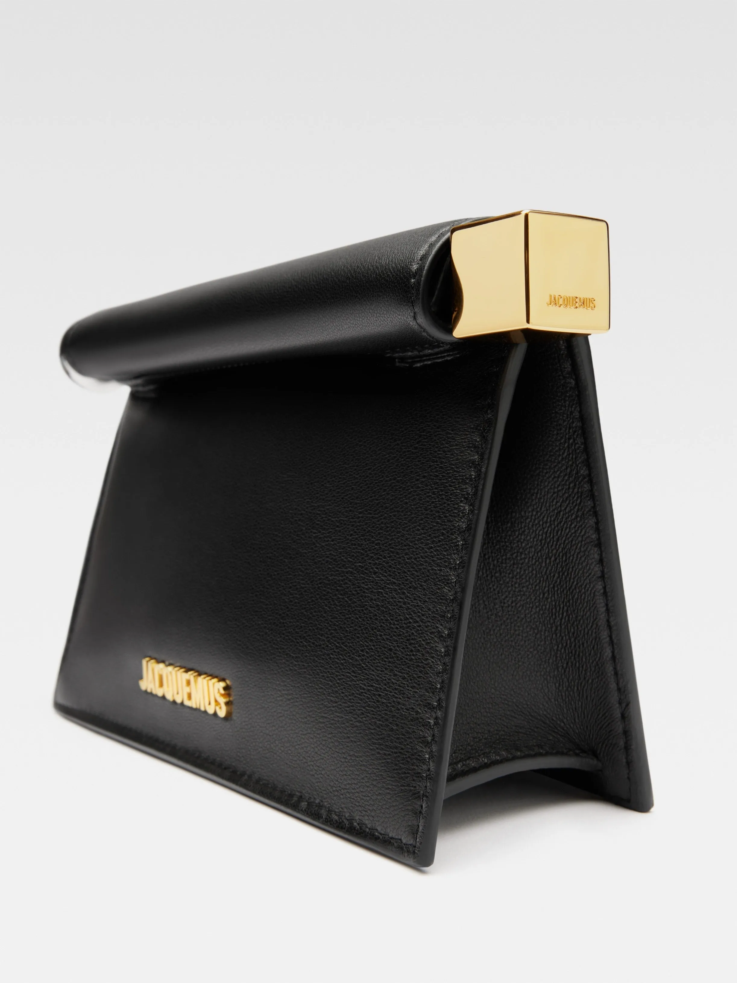 Jacquemus The Small Rond Carré Clutch in Black