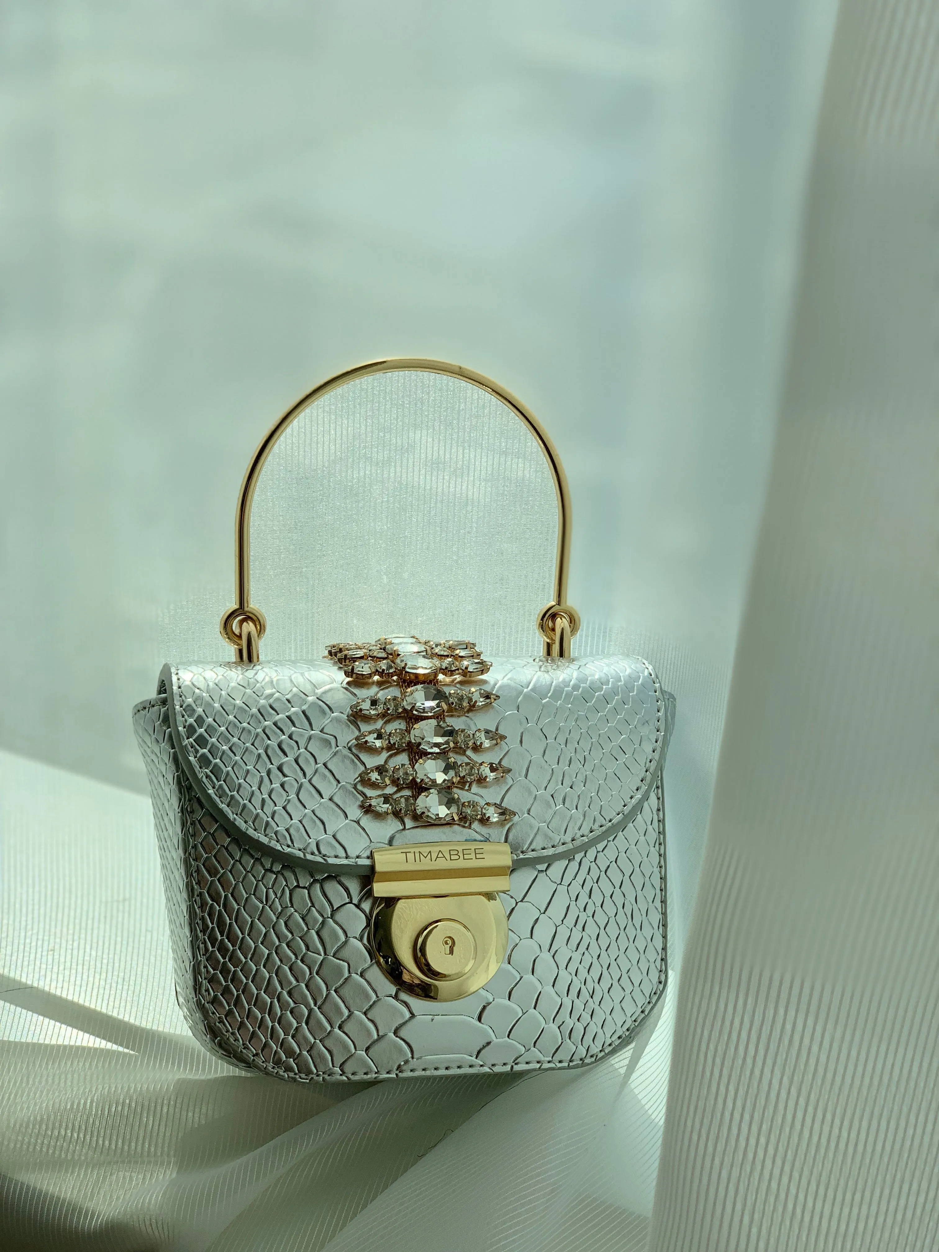 SILVER DOKO