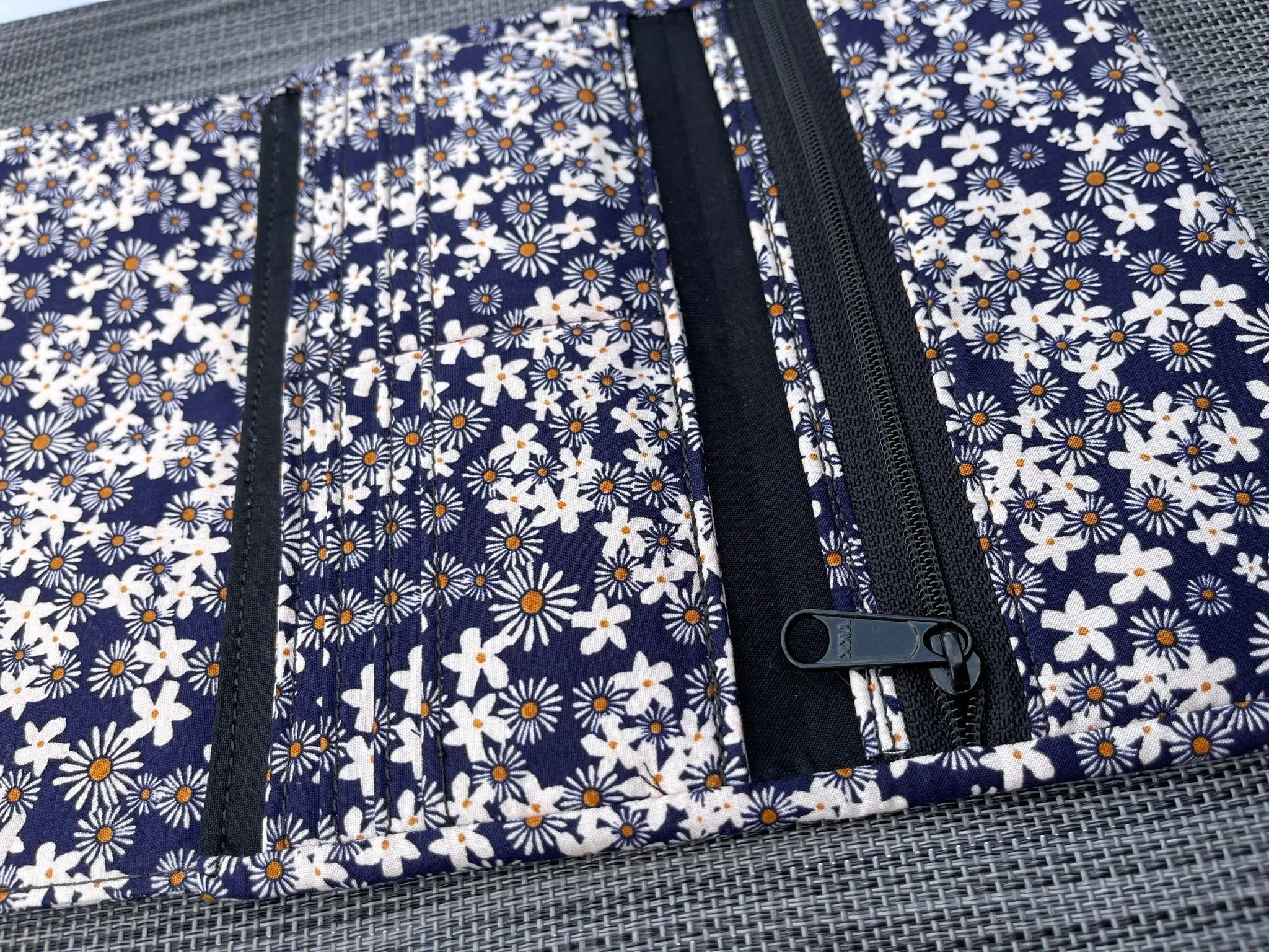 Wallet - Slim Large Wallet - Light Weight - Navy Daisy Fabric