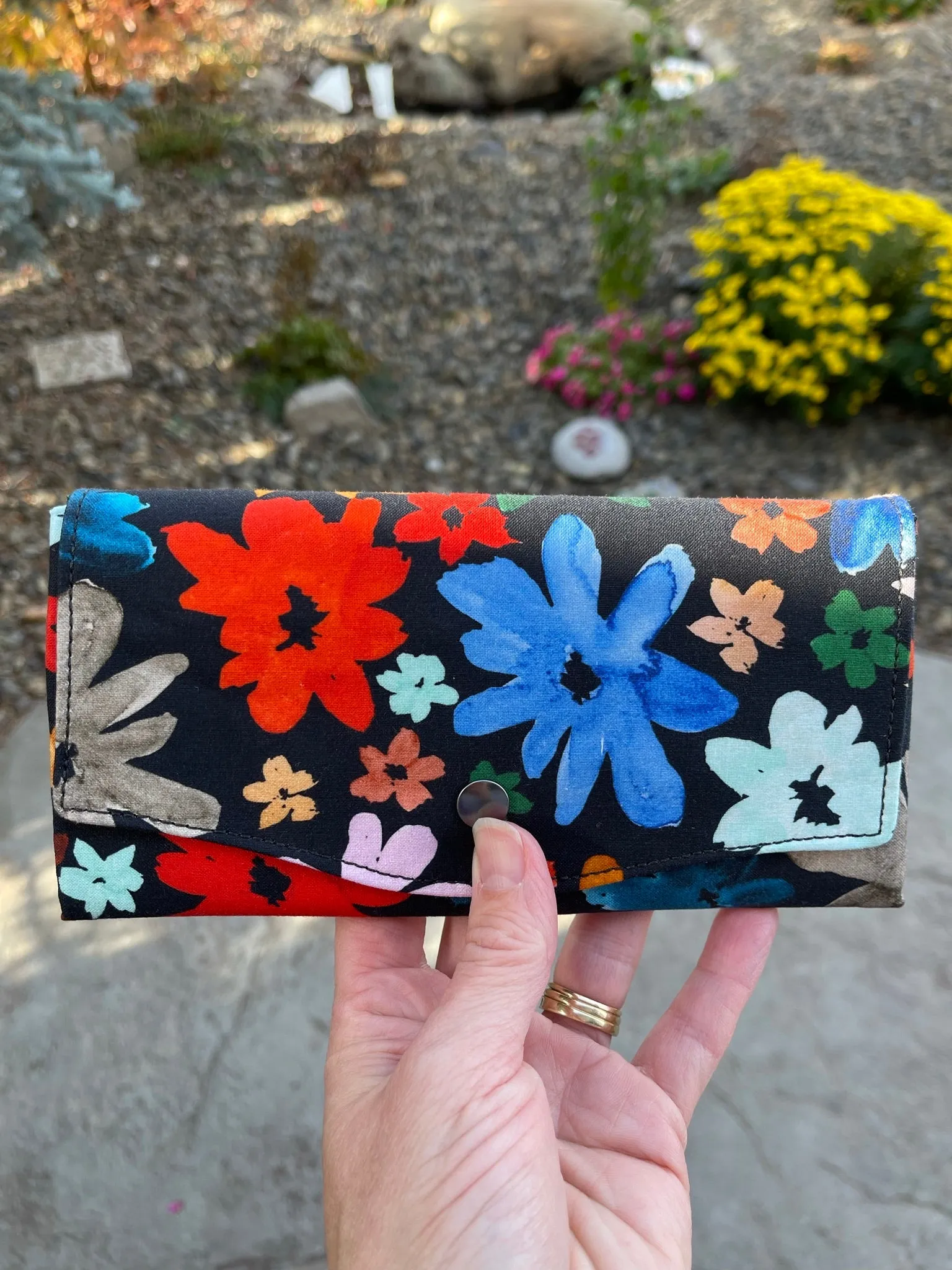 Wallet - Slim Large Wallet - Light Weight - Navy Daisy Fabric