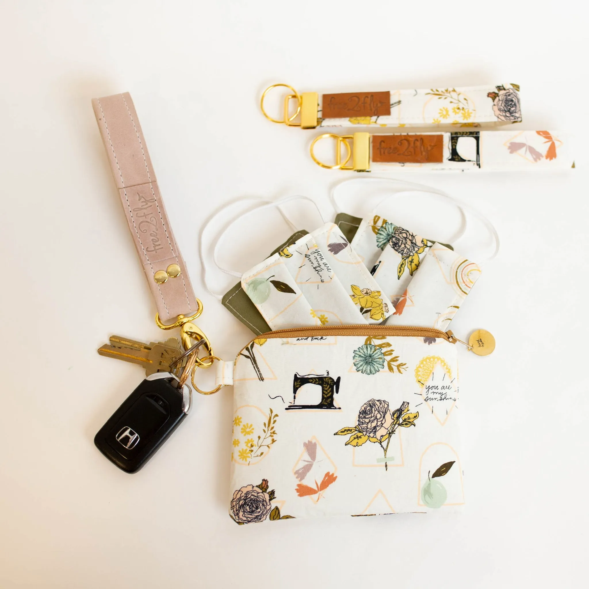 Zuri Pouch